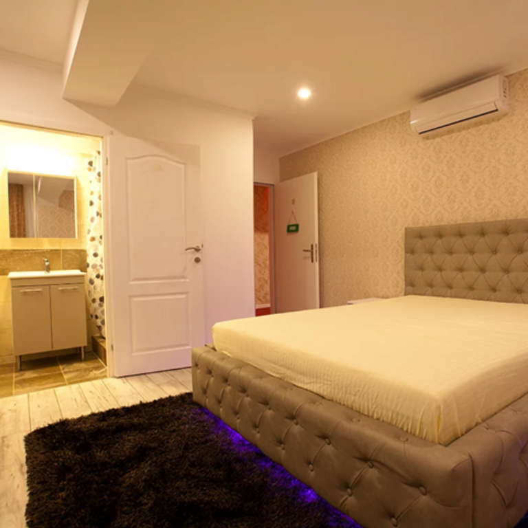 Klein Paris — 4702 Oensingen