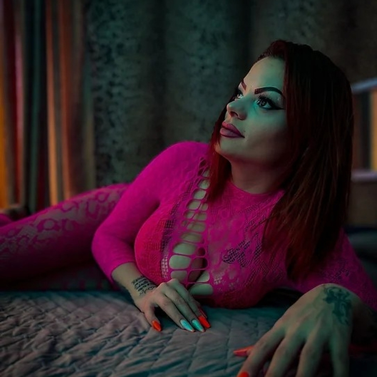 Andra - Scharfe Analgöttin