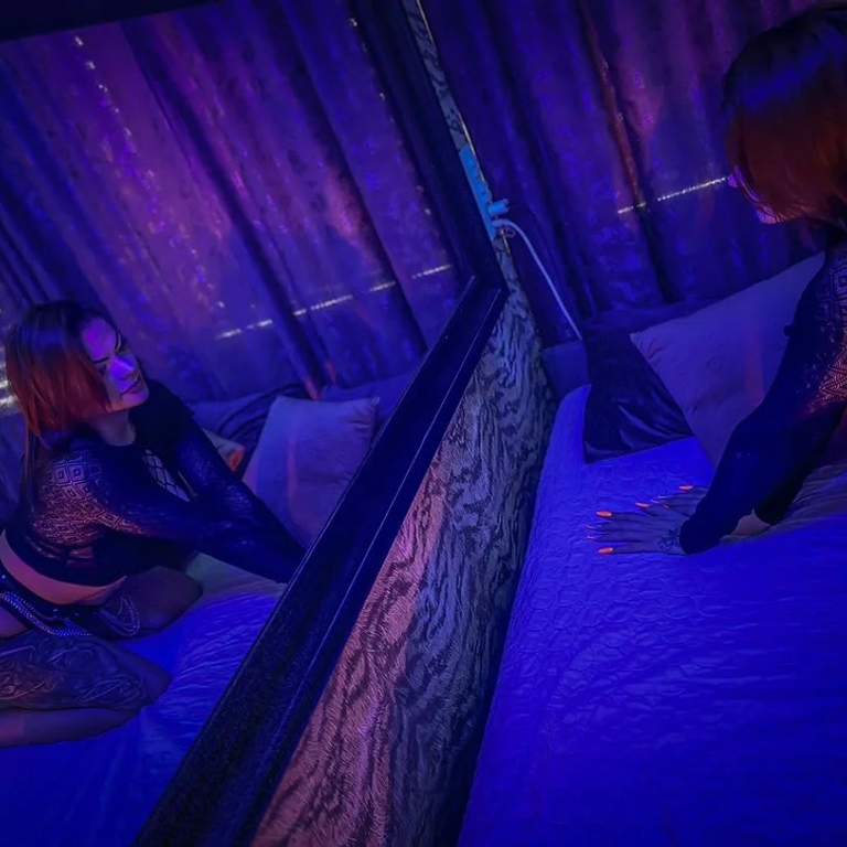 Andra - Scharfe Analgöttin