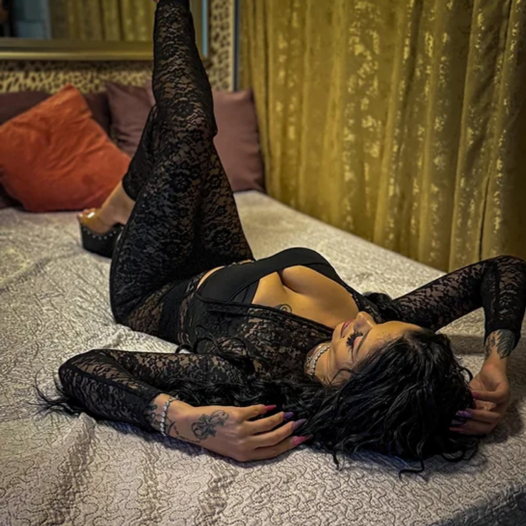 Andra - Scharfe Analgöttin