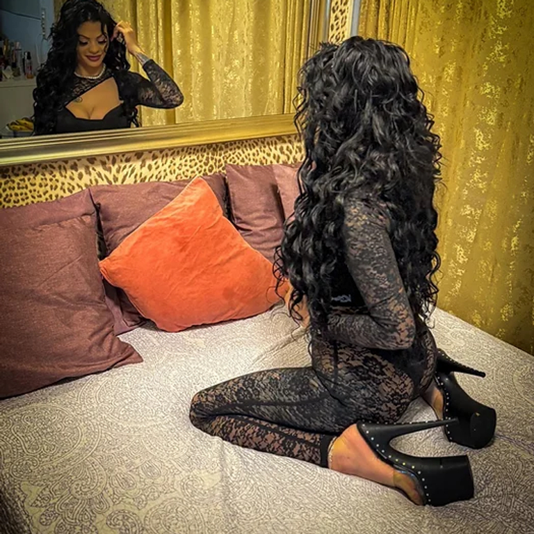 Andra - Scharfe Analgöttin