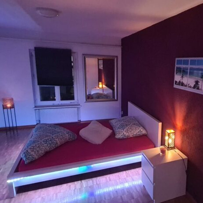 Job / Trabajo / Work / Lavoro / Travail / Trabalho