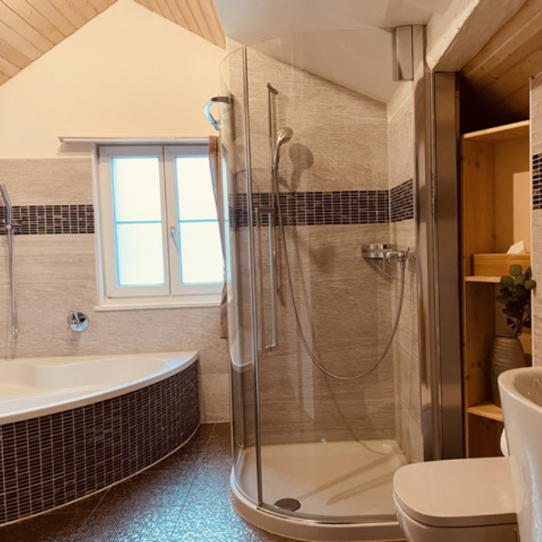 Job / Trabajo / Work / Lavoro / Travail / Trabalho