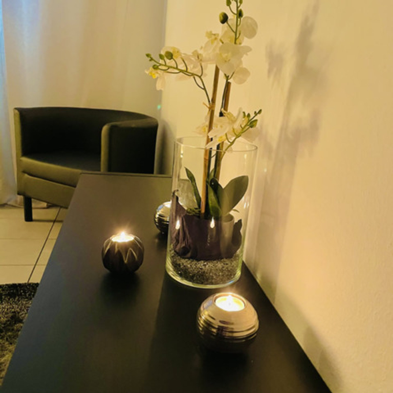 Job / Trabajo / Work / Lavoro / Travail / Trabalho