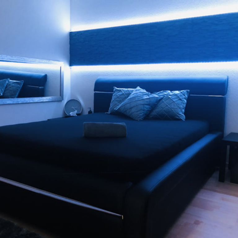 Job / Trabajo / Work / Lavoro / Travail / Trabalho