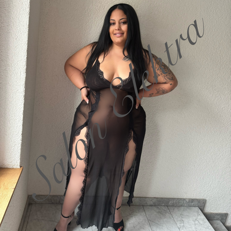 Rena - geiler Prachtarsch