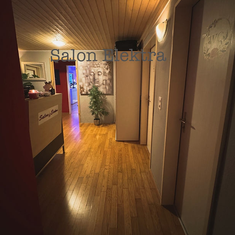 Elektra Girls — 8317 Tagelswangen