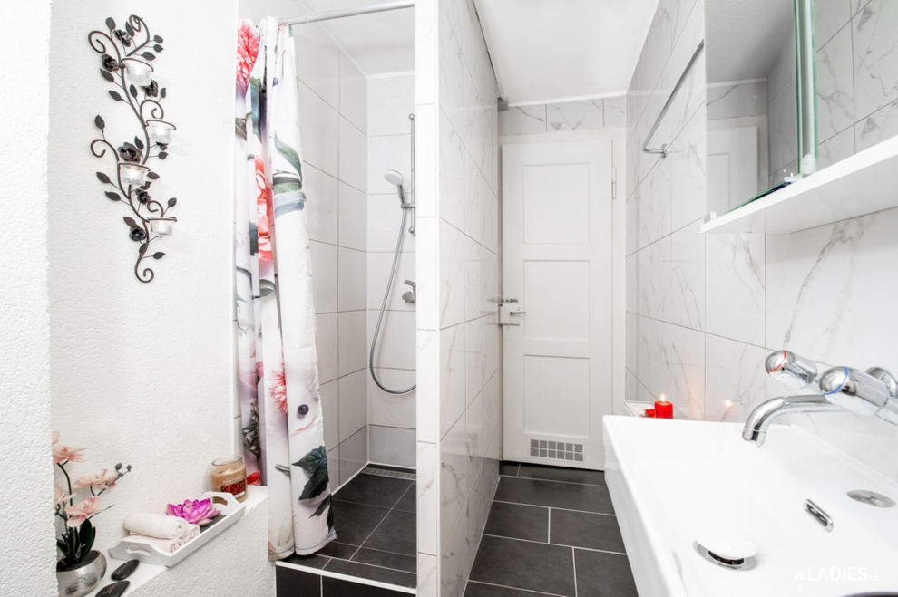 Ab sofort, wir suchen Neue Frauen! / Bild 7