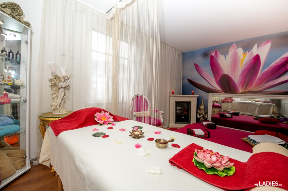 Ab sofort, wir suchen Neue Frauen! / Bild 6