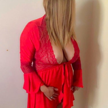 Sofia - Tits fans watch out