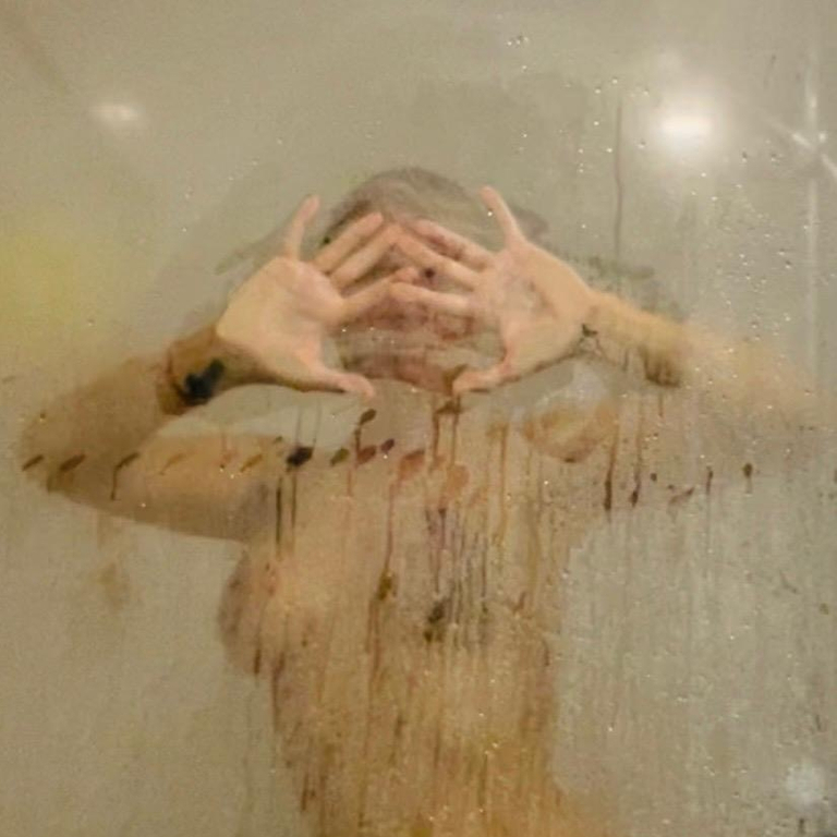 Linda Tantra - Duschritual