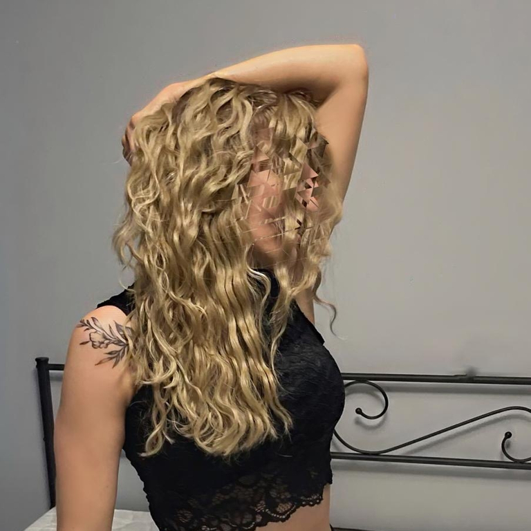 Linda - Sexy Blonde Fee