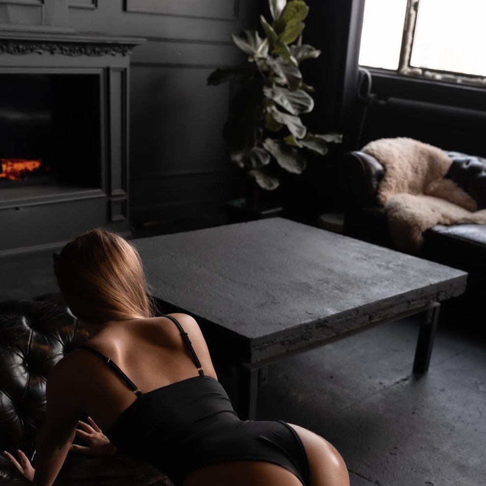 Vanesa - Sehr junge Massagen