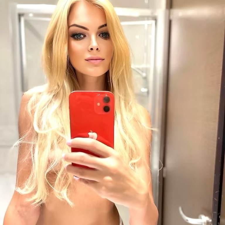 Anastasia - Blond Massage-Fee