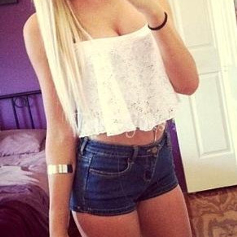 Noemi CH - Assistentin