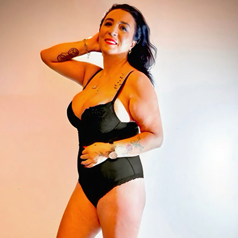 Sena - erfahrene Lady