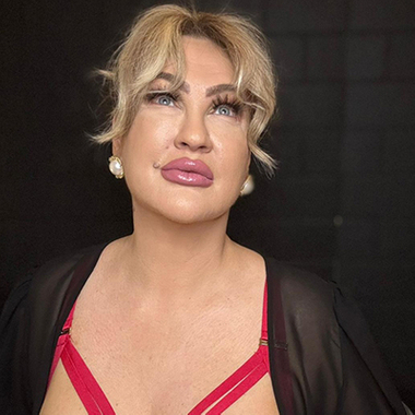 Jess - experienced lady