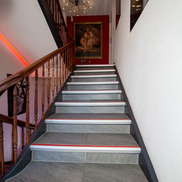 EDEN — 8952 Schlieren