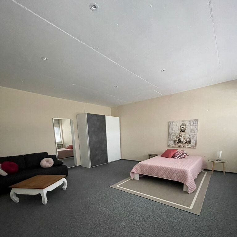 Zimmer / Rooms / Habitaciones in Gebenstorf AG