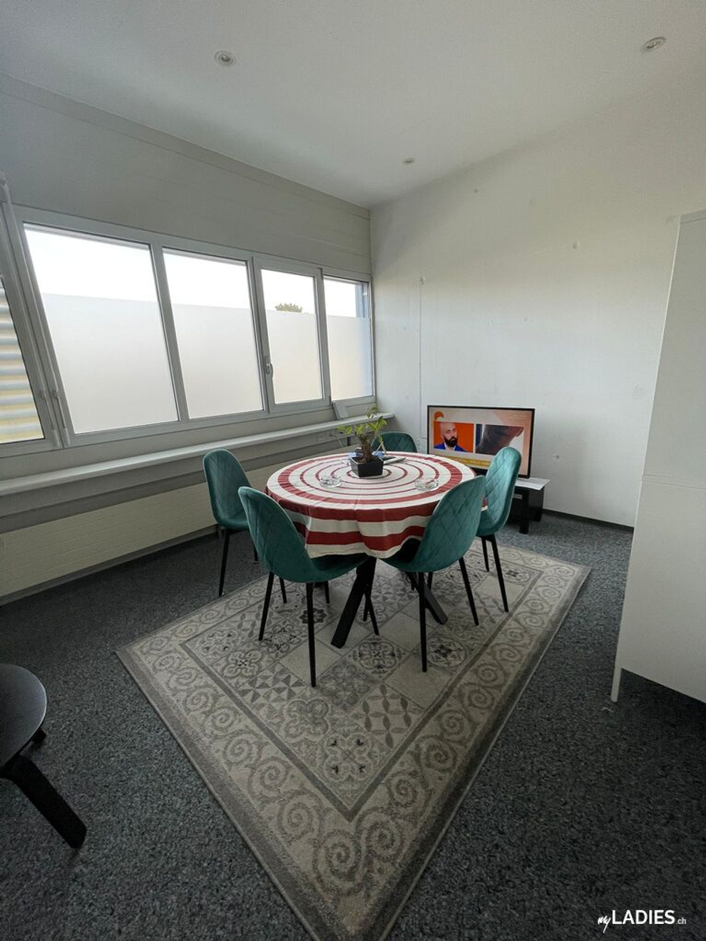 Zimmer / Rooms / Habitaciones in Gebenstorf AG / Bild 9