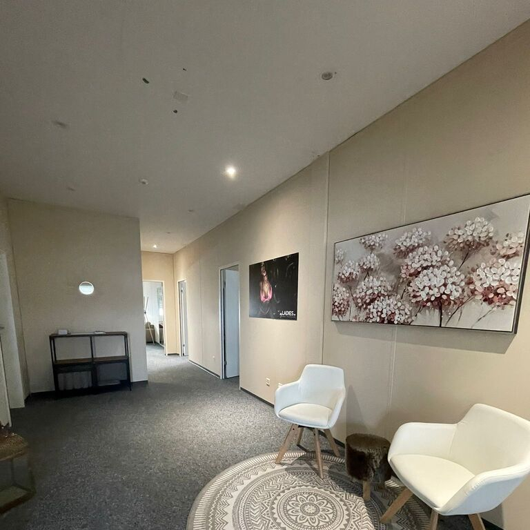 Zimmer / Rooms / Habitaciones in Gebenstorf AG