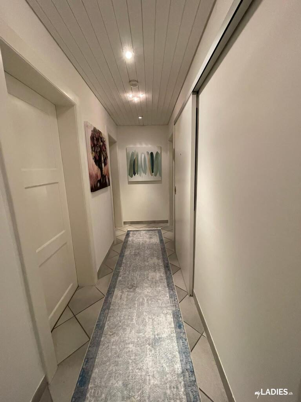 Zimmer / Rooms / Habitaciones in Muttenz BL / Bild 1