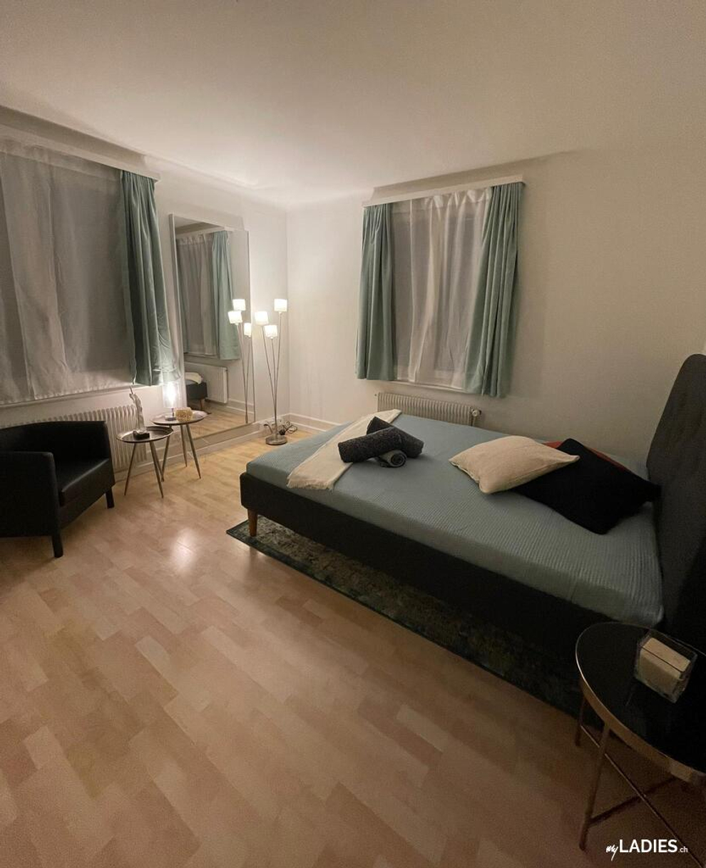 Zimmer / Rooms / Habitaciones in Muttenz BL / Bild 4