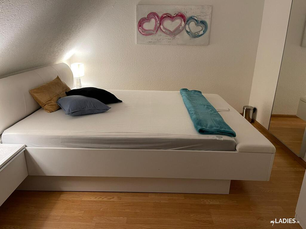 Zimmer / Rooms / Habitaciones in Muttenz BL / Bild 8