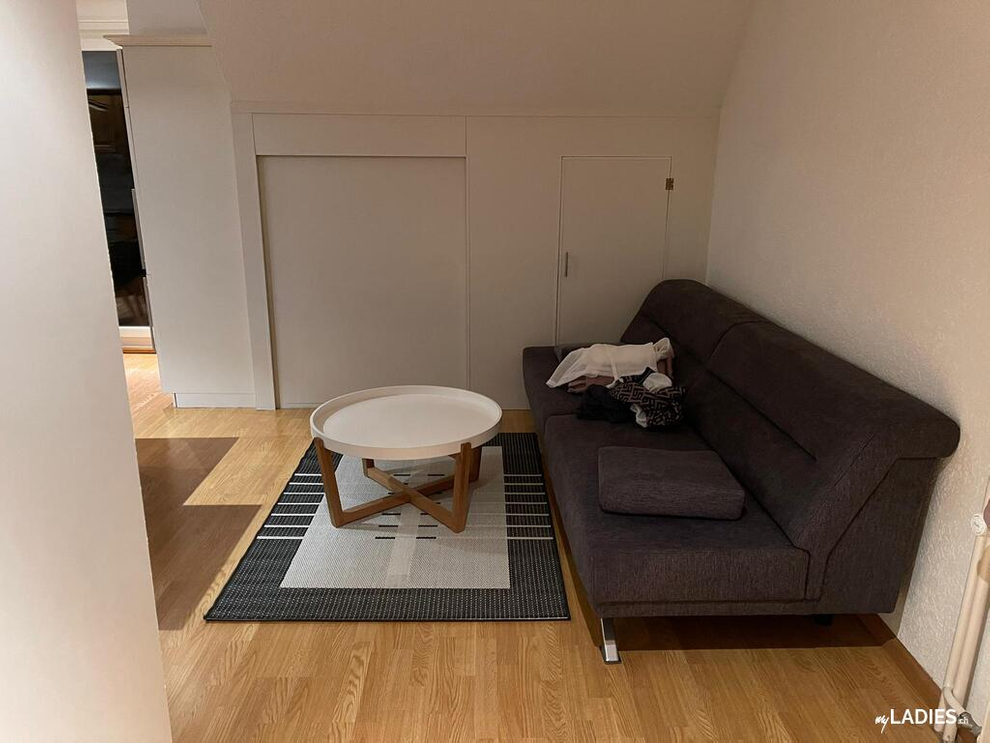 Zimmer / Rooms / Habitaciones in Muttenz BL / Bild 10