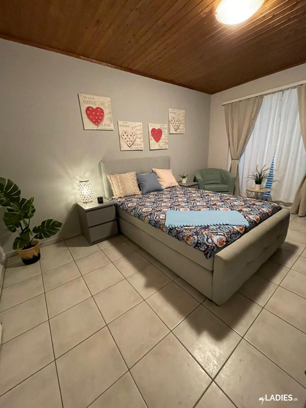 Zimmer / Rooms / Habitaciones in Ebikon / Bild 3