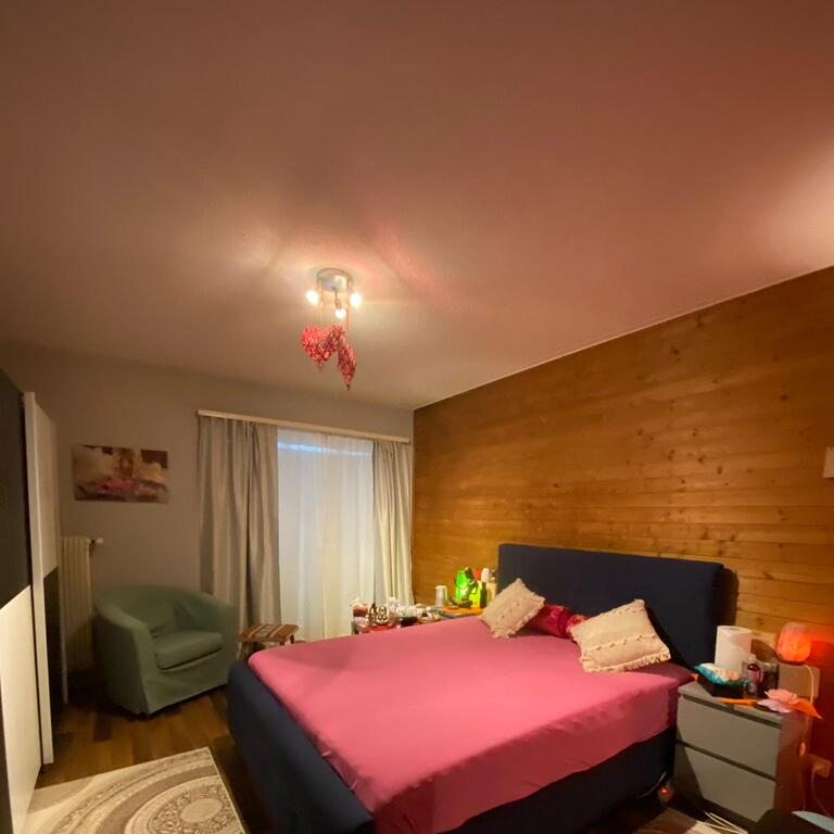 Zimmer / Rooms / Habitaciones in Ebikon