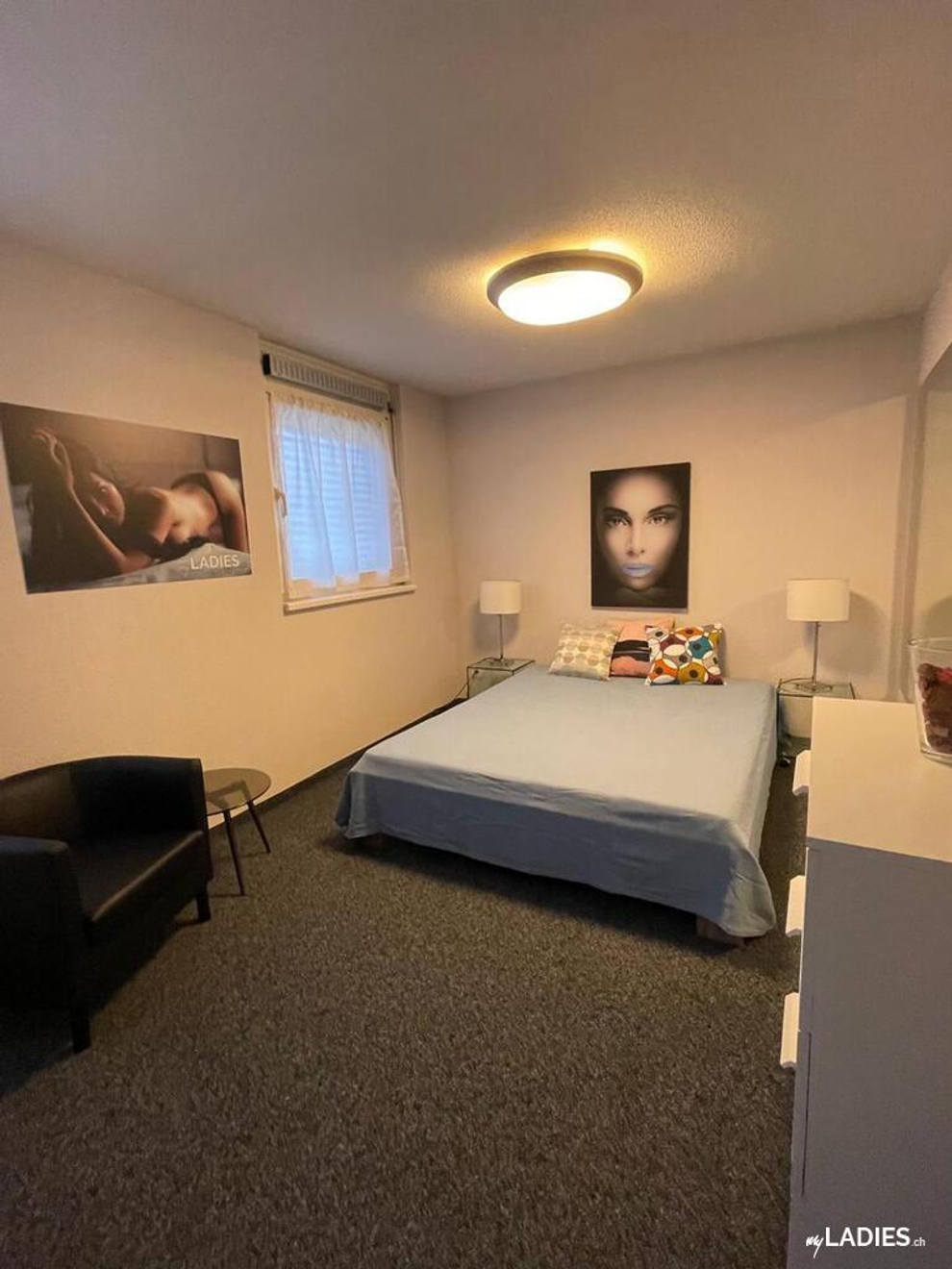 Zimmer / Rooms / Habitaciones in Baden Aargau / Bild 4