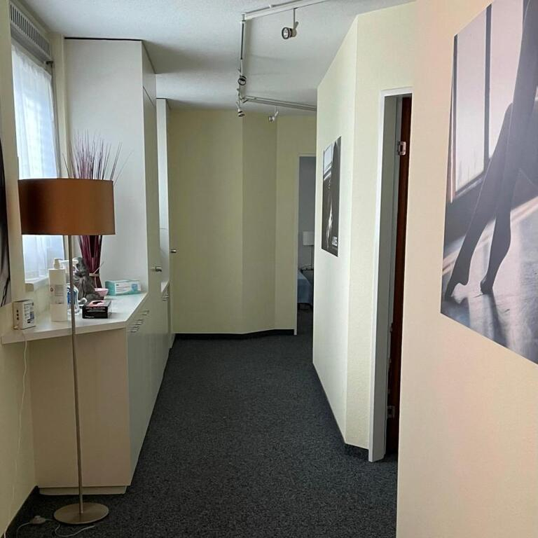 Zimmer / Rooms / Habitaciones in Baden Aargau