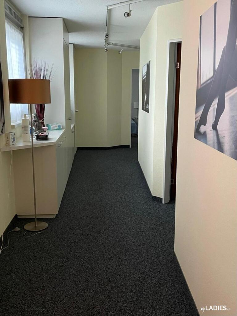 Zimmer / Rooms / Habitaciones in Baden Aargau / Bild 6