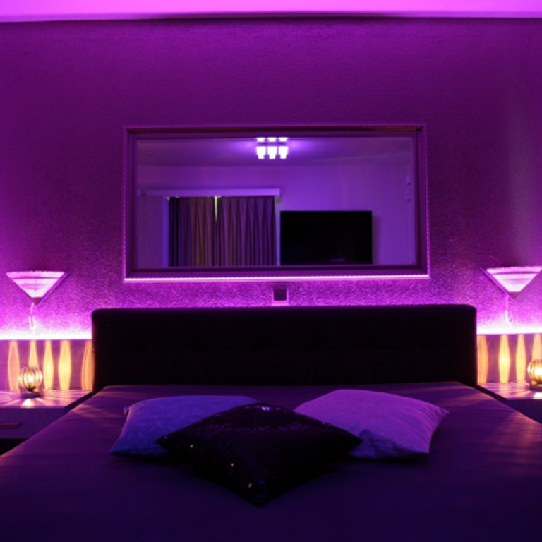 Cable Girls — 9424 Rheineck