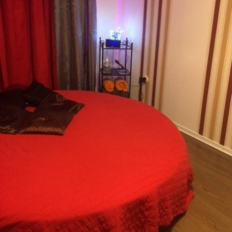 69 ESCORT — 9014 St. Gallen