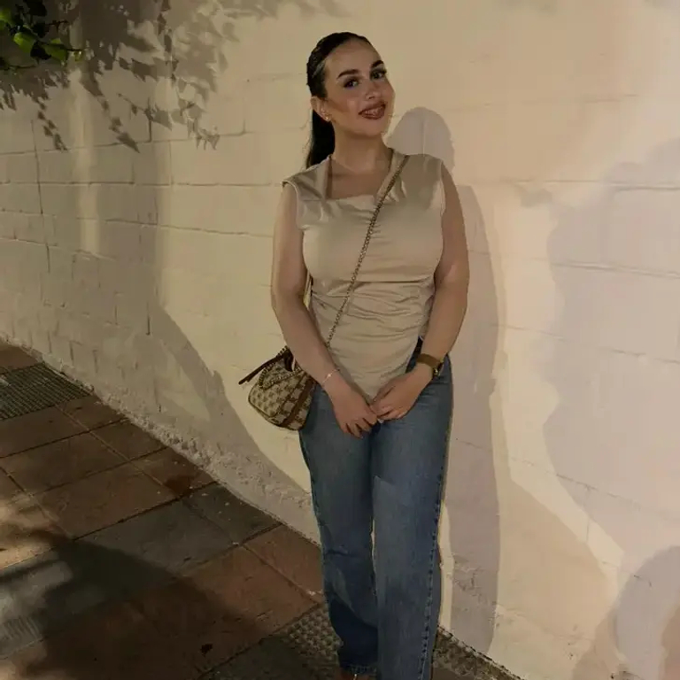 Sara - geile Busenlady