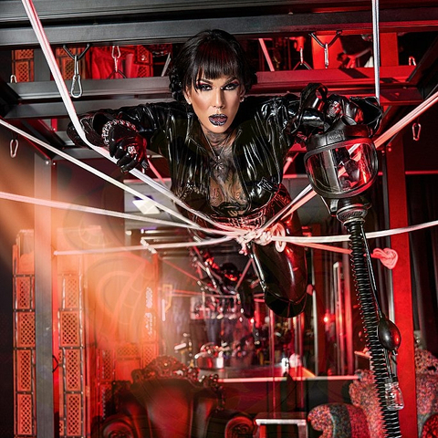 Lady Eve Color Mystic - Schweizer Domina