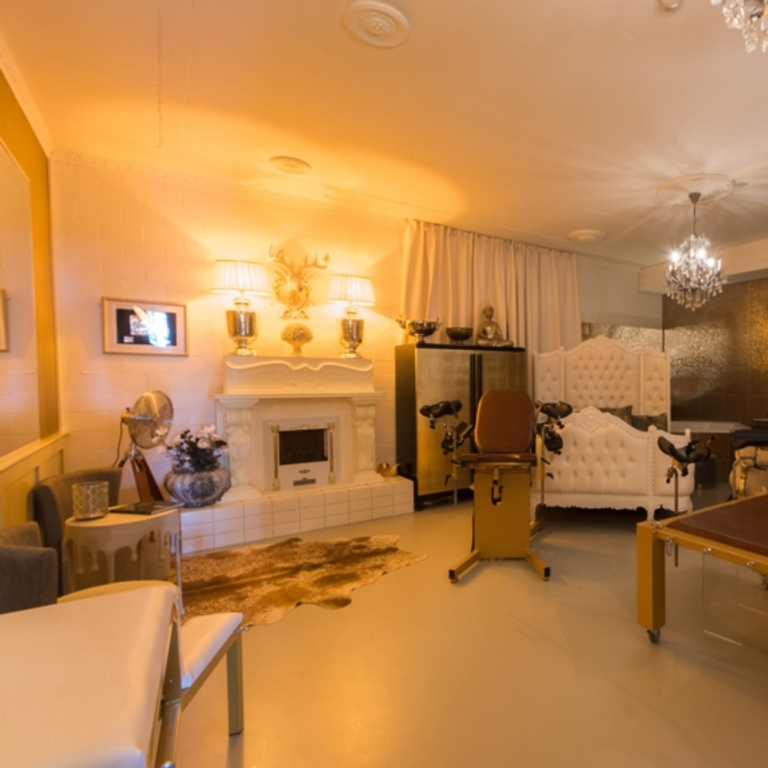 Residenz Hekaté CH — 8132 Egg