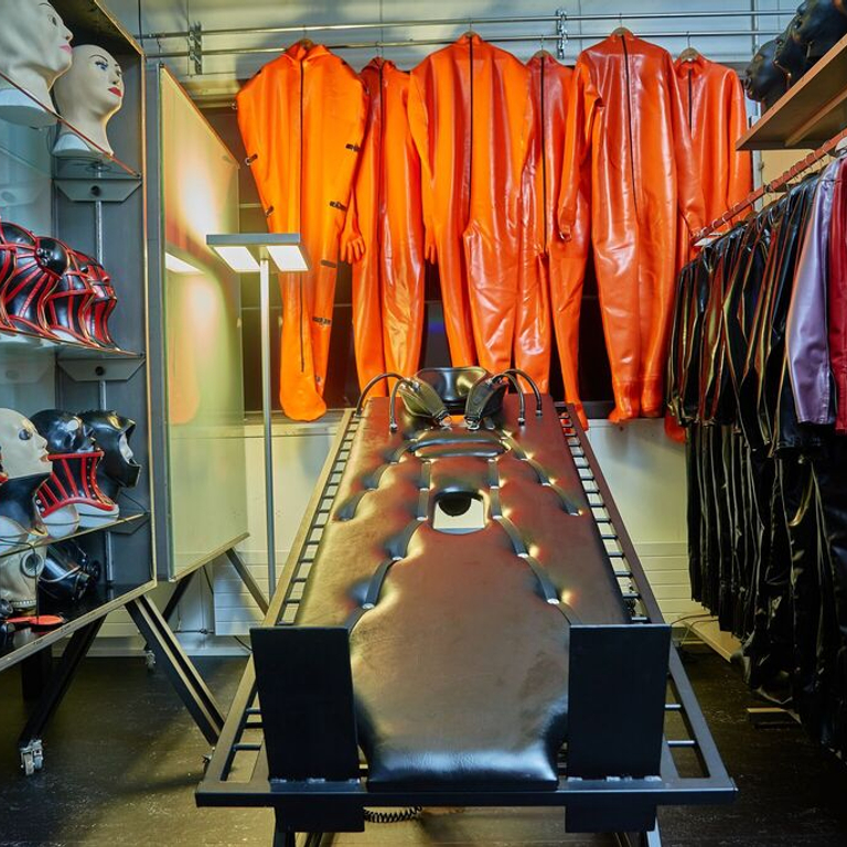 Residenz Hekaté CH — 8132 Egg