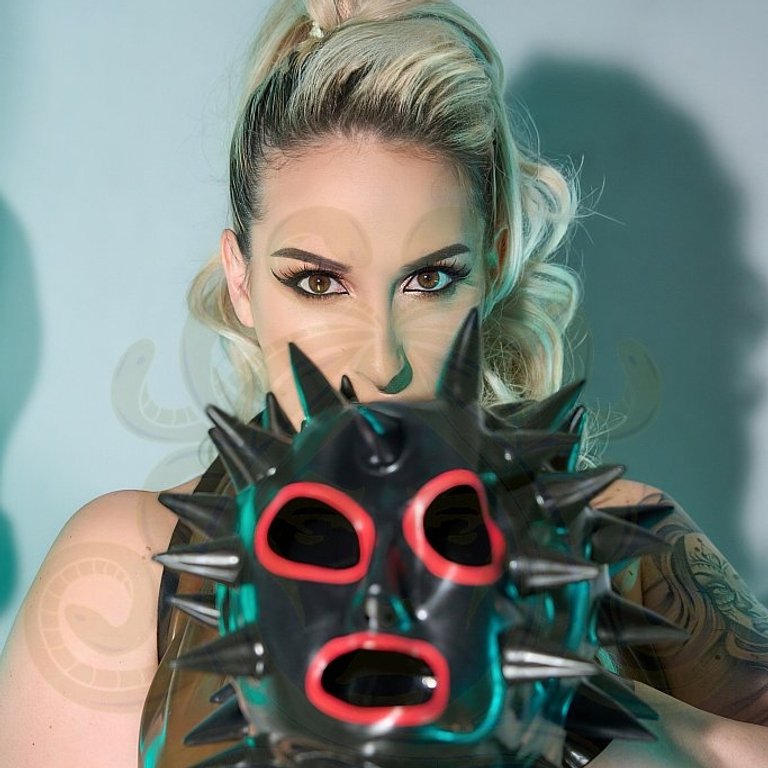 Bizarrlady Lilith La Erotica - Versierte Gespielin