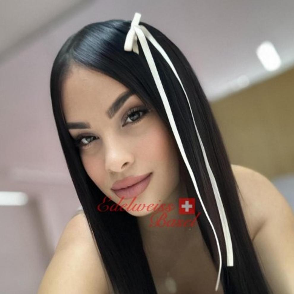 Image #10 from Marta