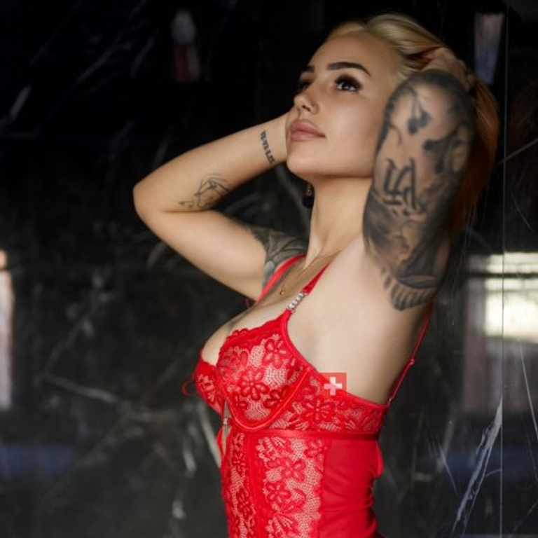 Ainhoa - intensiver Flirt