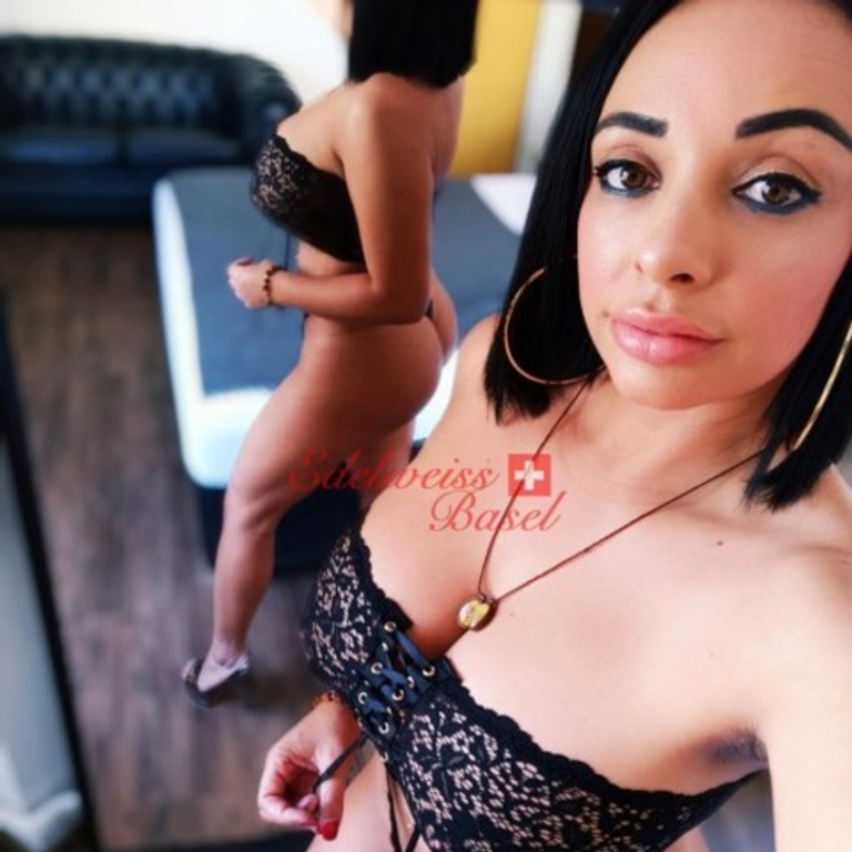 Valentina - XXL-Titten