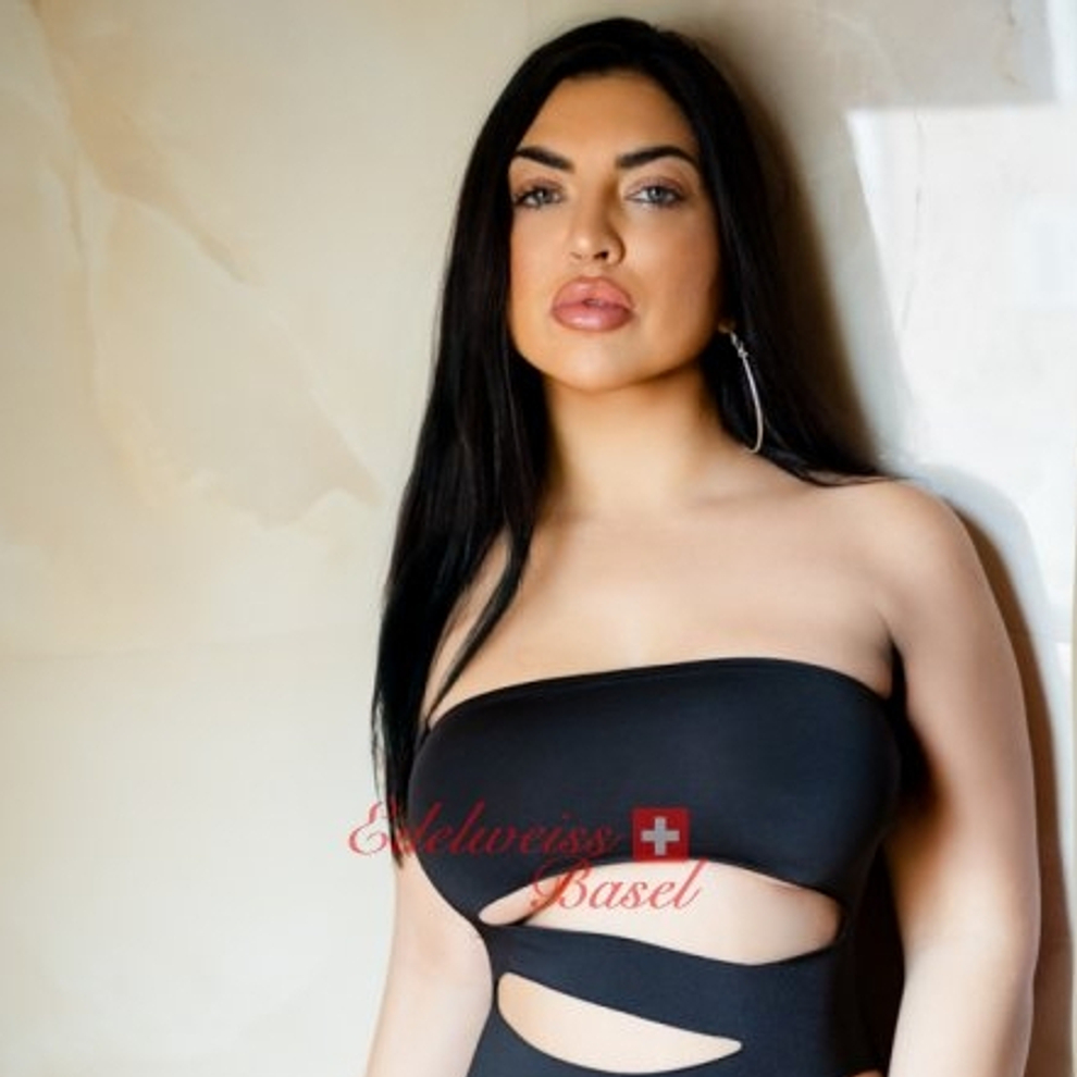 Image #7 from Angela