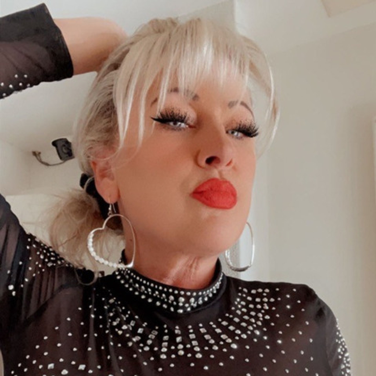 Gabriela - vielseitig & heiss