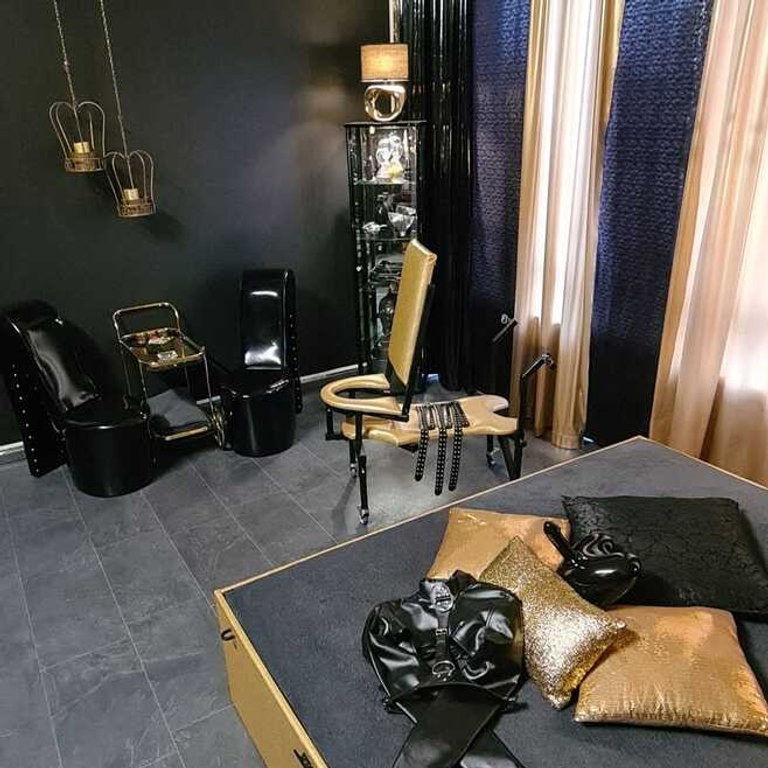 Cirque Bizarre — 4852 Rothrist