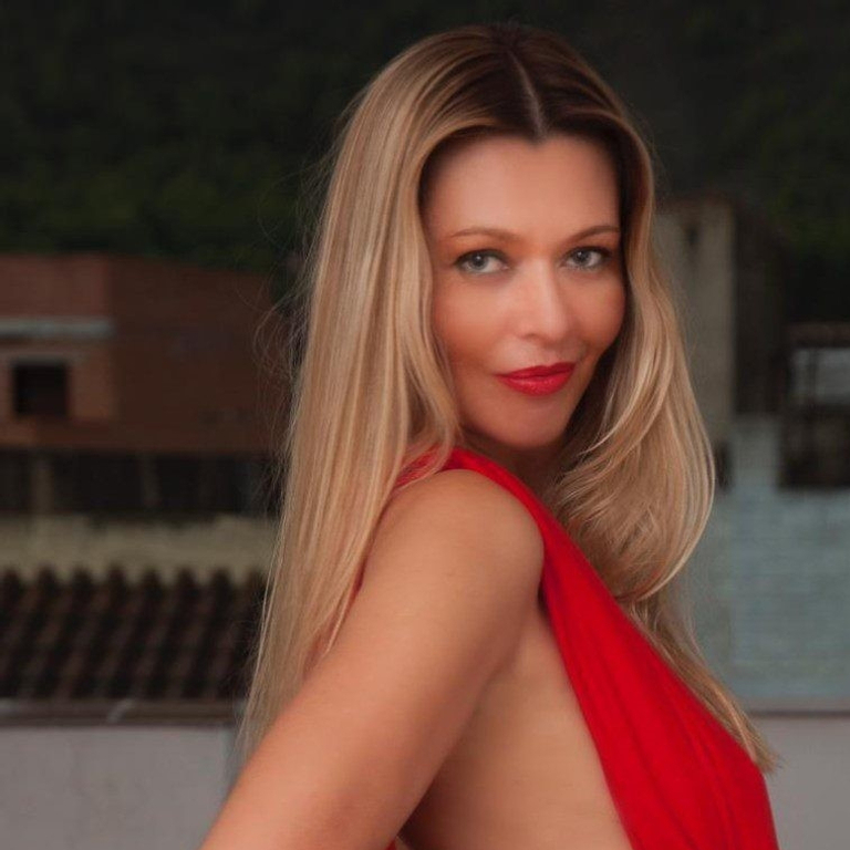 LINA - Geile (Bi)Sex😉