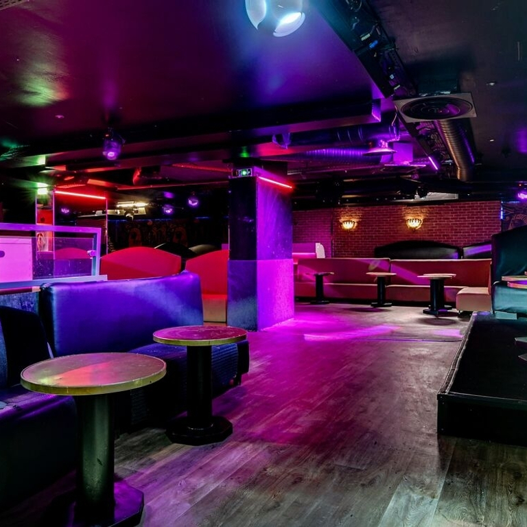 Catalan Club Switzerland – Nous recherchons des escortes / hôtesses VIP