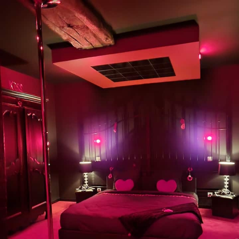 Join Catalan Club Switzerland – VIP Escort / Hostess Wanted